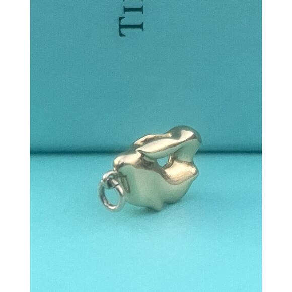 RARE Tiffany & Co Elsa Peretti 18k Gold Zodiac Rabbit Charm Pendant For Necklace - Picture 2 of 16